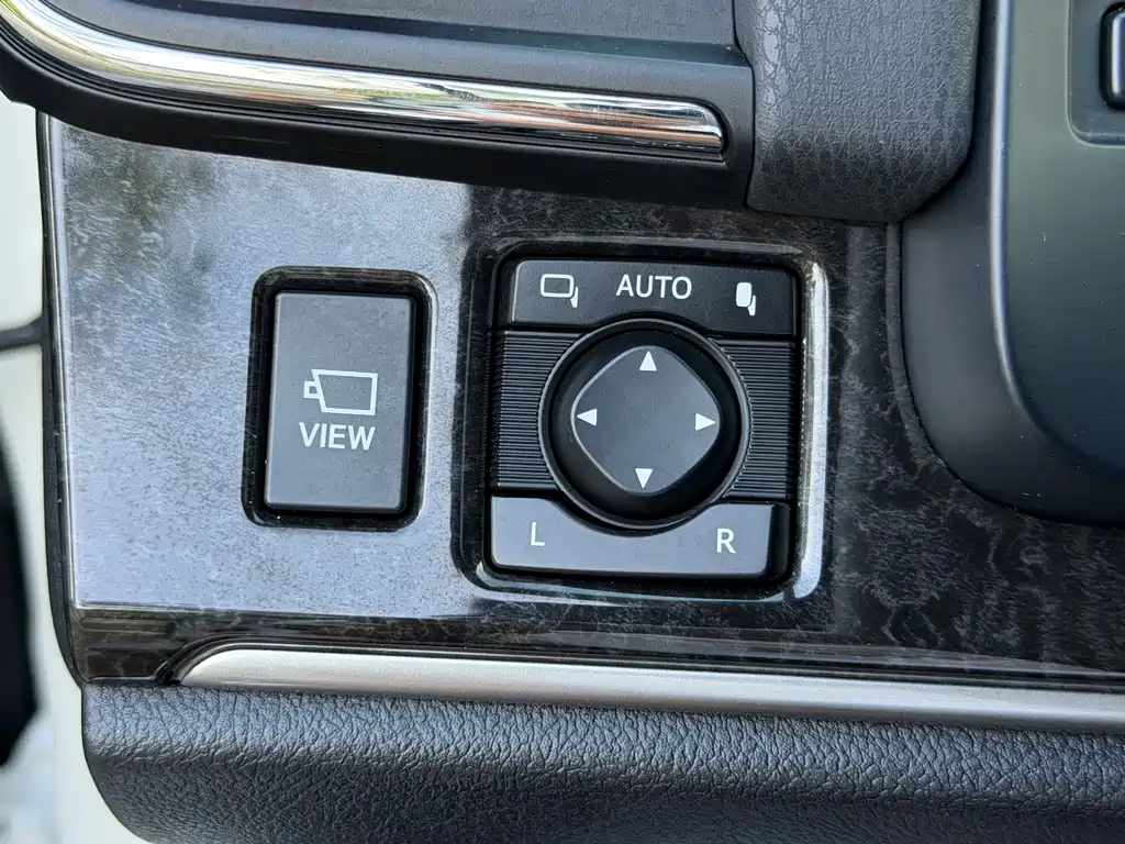 Toyota Crown 2018 — фото 16
