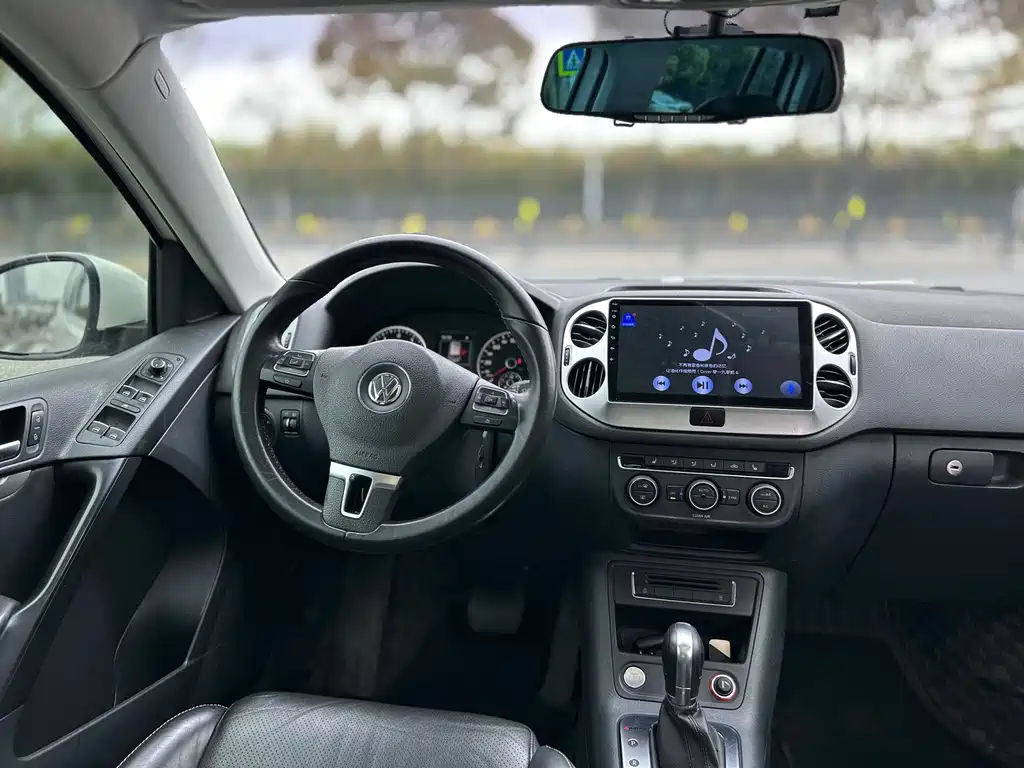 Volkswagen Tiguan 2016 — фото 14