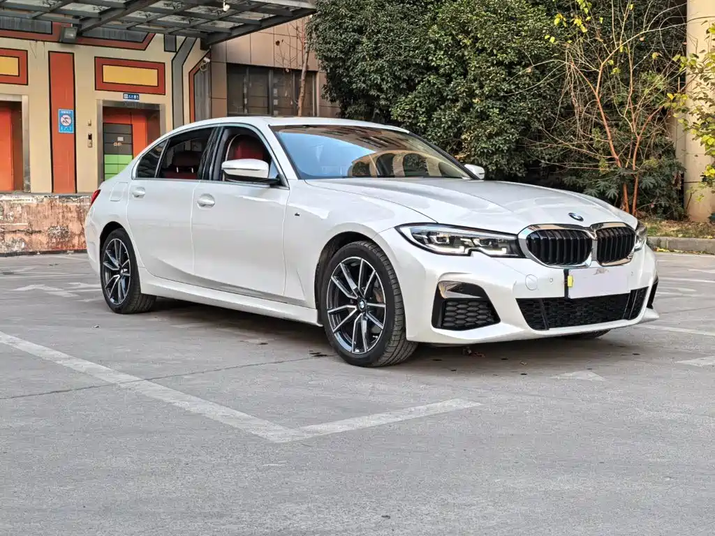 BMW 3 Series 2022