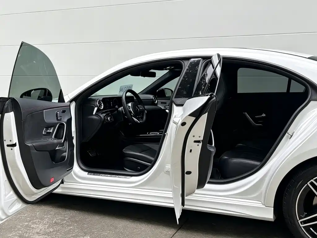 Mercedes-Benz CLA 2022 — фото 11