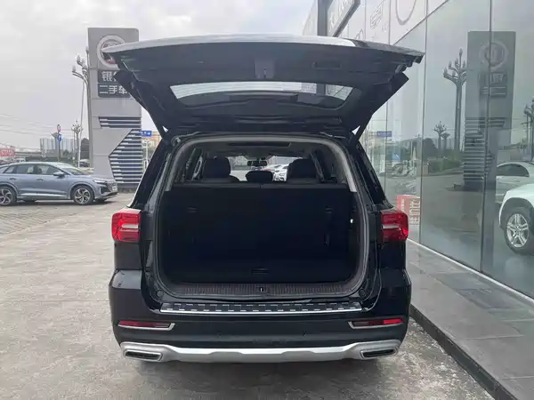 Roewe RX8 2018