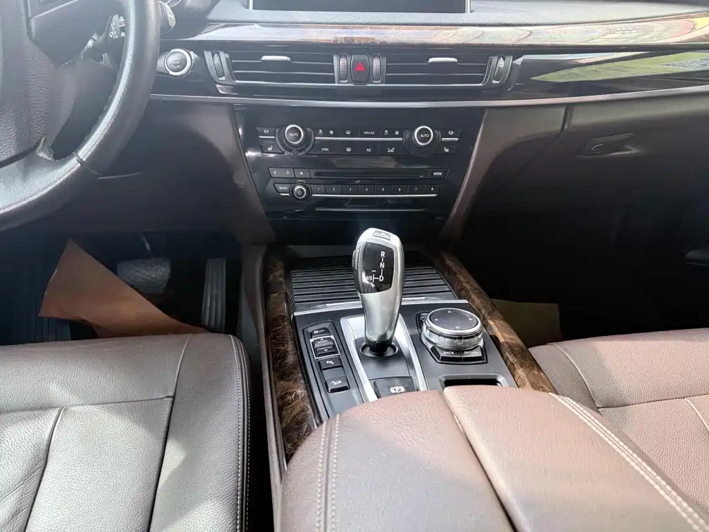 BMW X5 2015 — фото 16