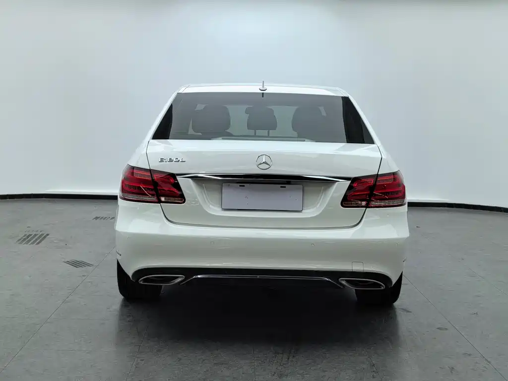 Mercedes-Benz E-Class 2015 — фото 5