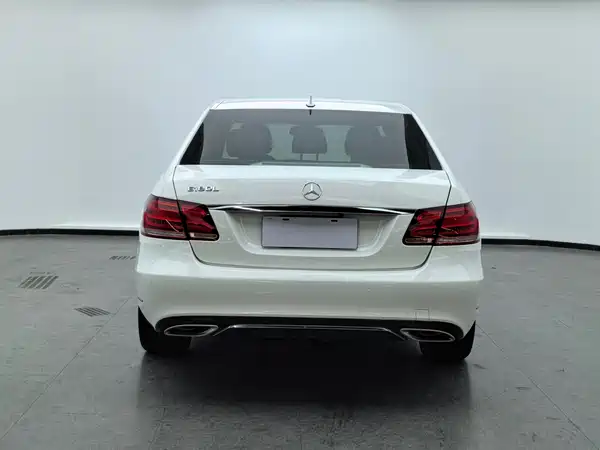 Mercedes-Benz E-Class 2015