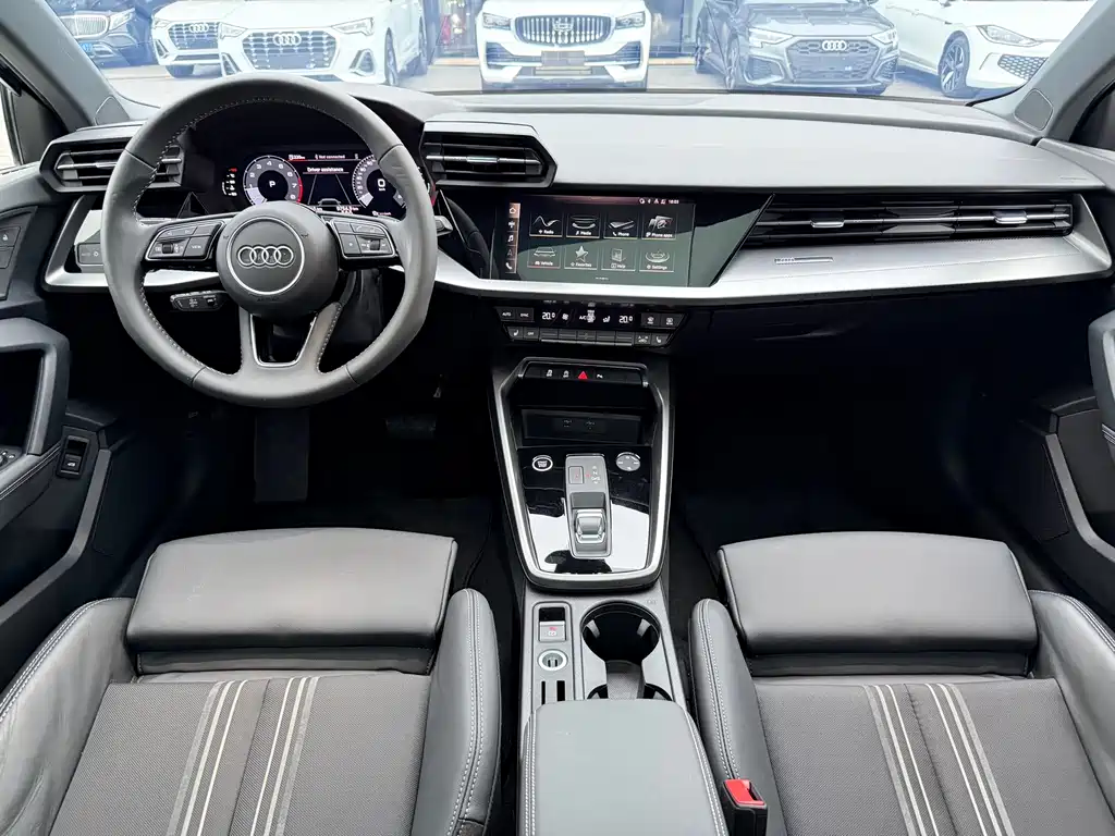 Audi A3 2022 — фото 17