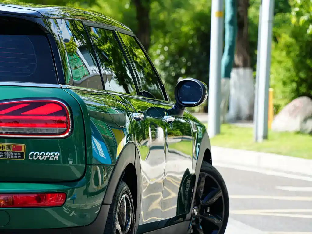 MINI Clubman 2020 — фото 12