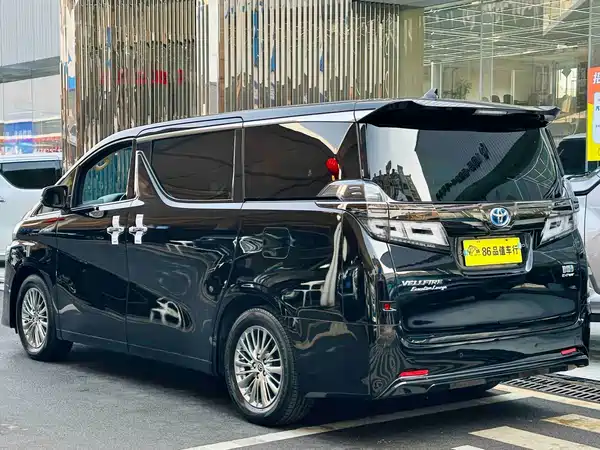 Toyota Vellfire 2021