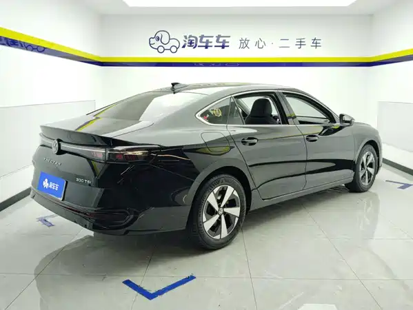 Volkswagen Magotan 2025