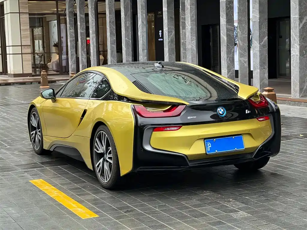 BMW i8 2019 — фото 5