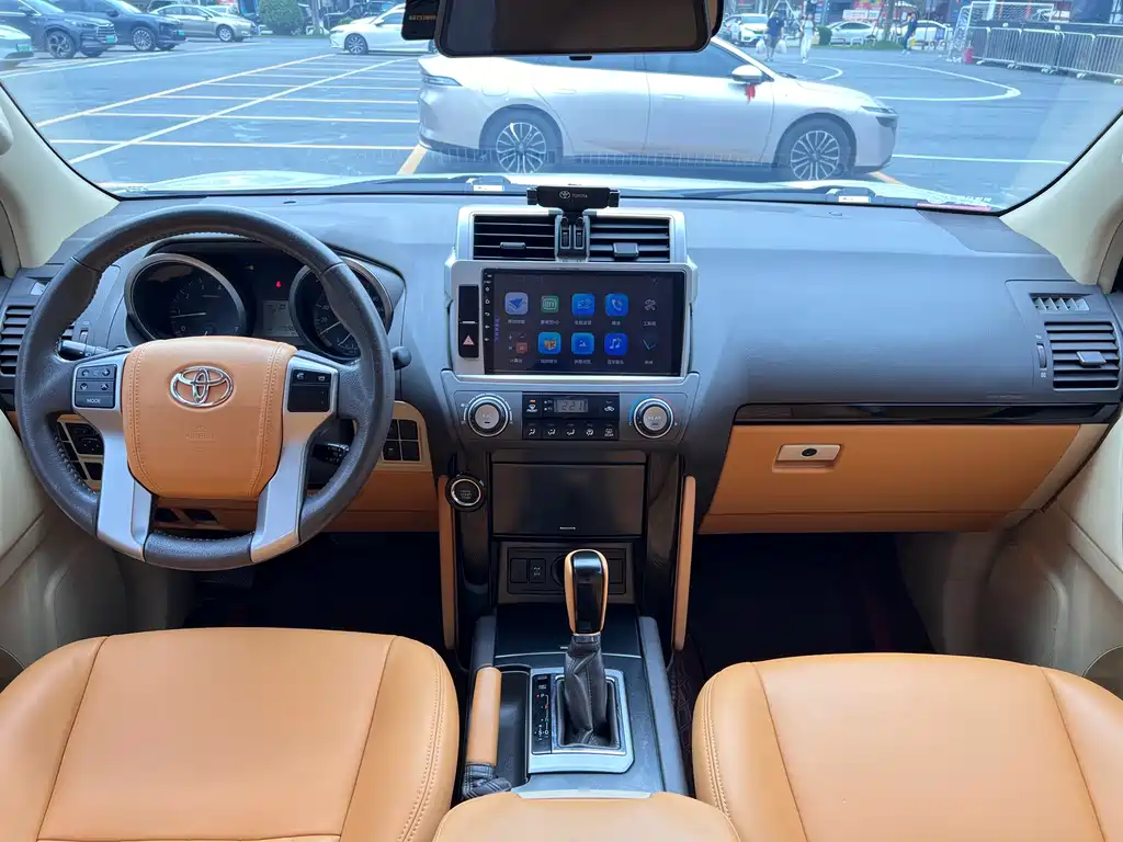 Toyota Prado 2018 — фото 10