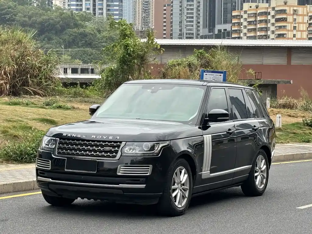 Land Rover Range Rover 2018 — фото 1