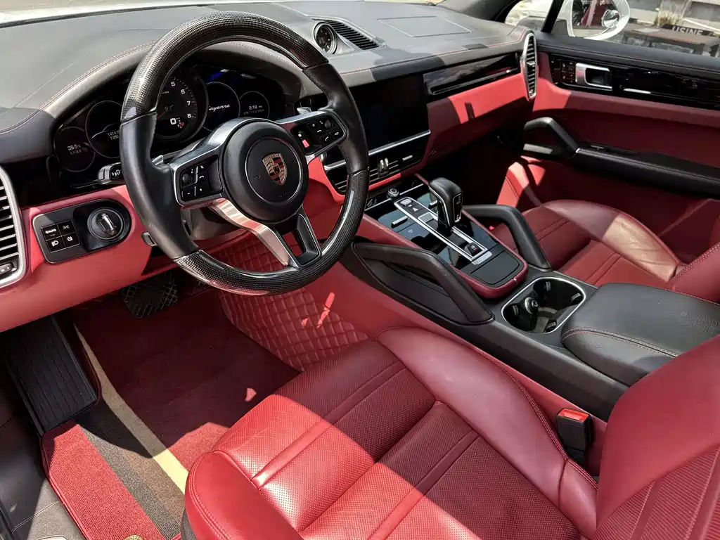 Porsche Cayenne 2018 — фото 6
