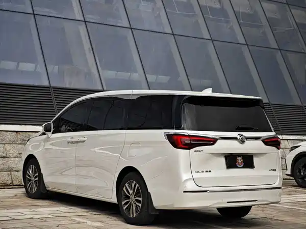 Buick GL8 2021