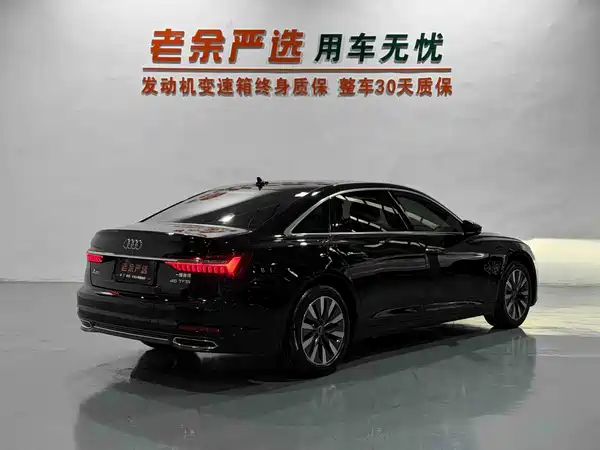 Audi A6L 2022
