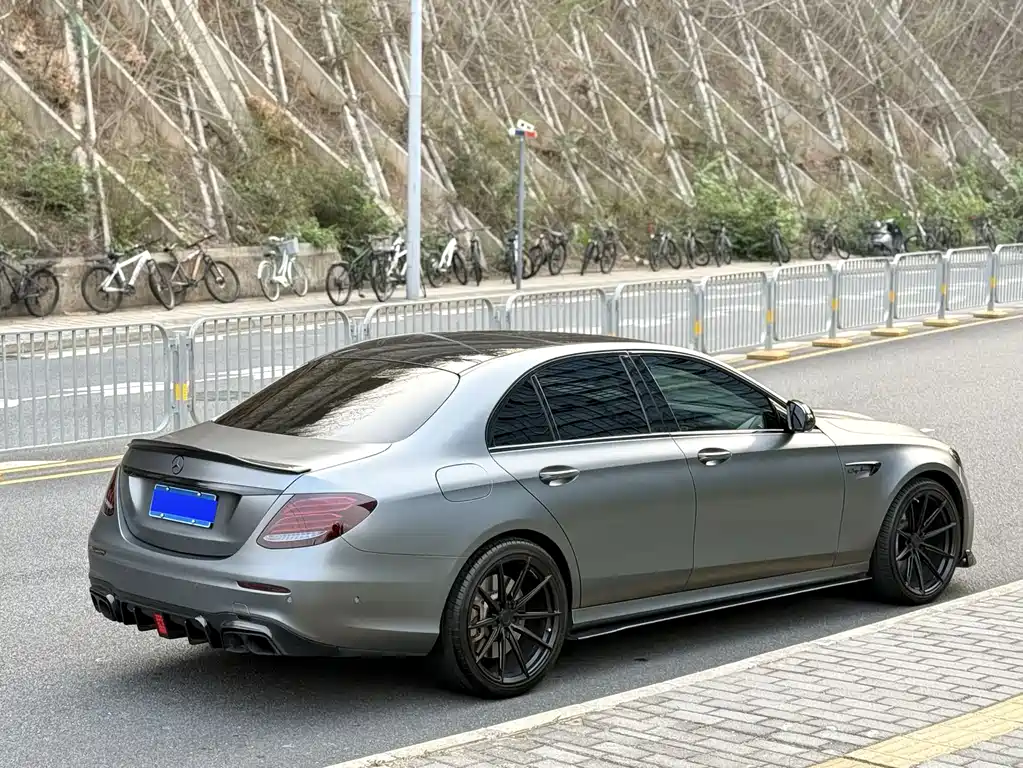 Mercedes-Benz E-Class AMG 2019 — фото 14