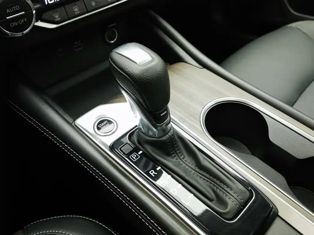 Nissan Teana 2021 — фото 13