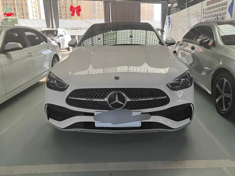 Mercedes-Benz C-Class 2024