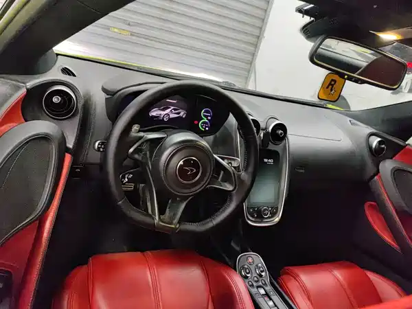 McLaren 540C 2019
