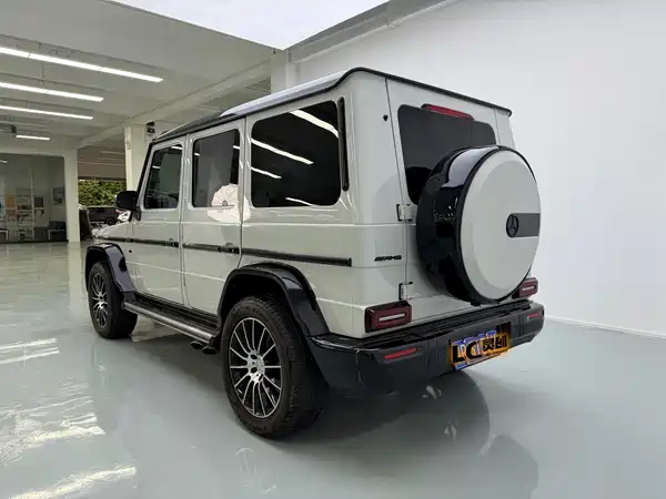 Mercedes-Benz G-Class 2011
