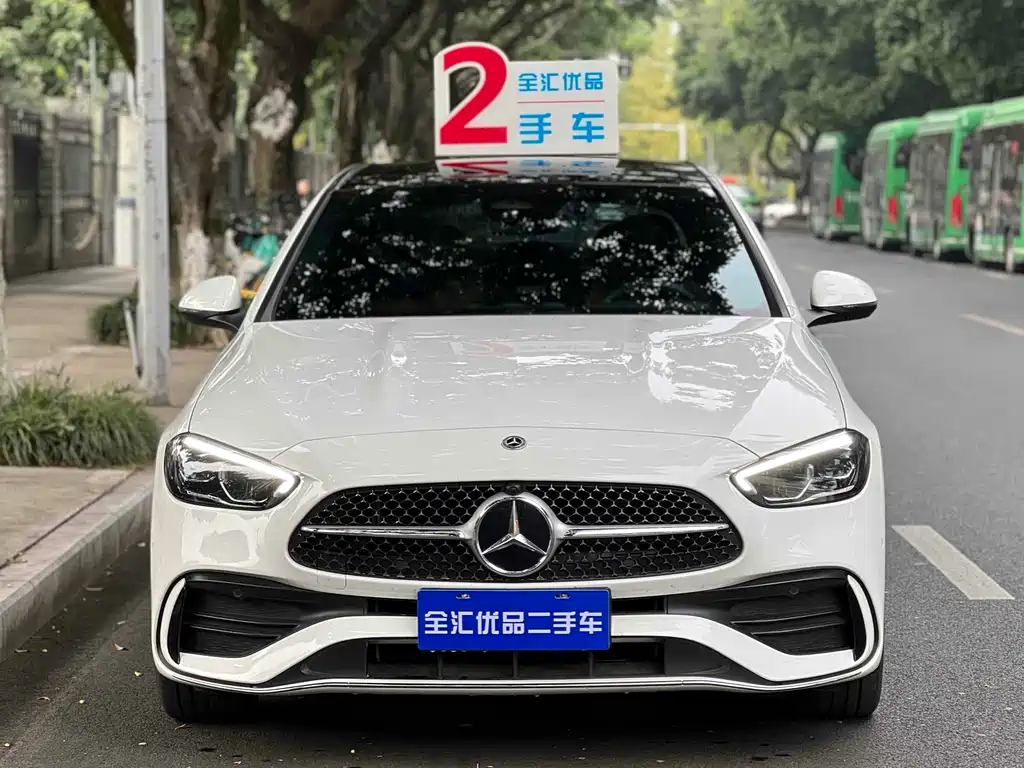 Mercedes-Benz C-Class 2022