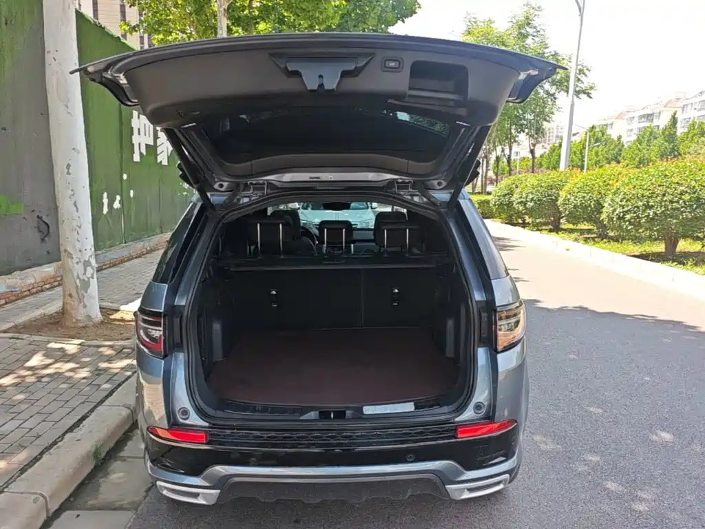 Land Rover Discovery Sport 2020 — фото 19
