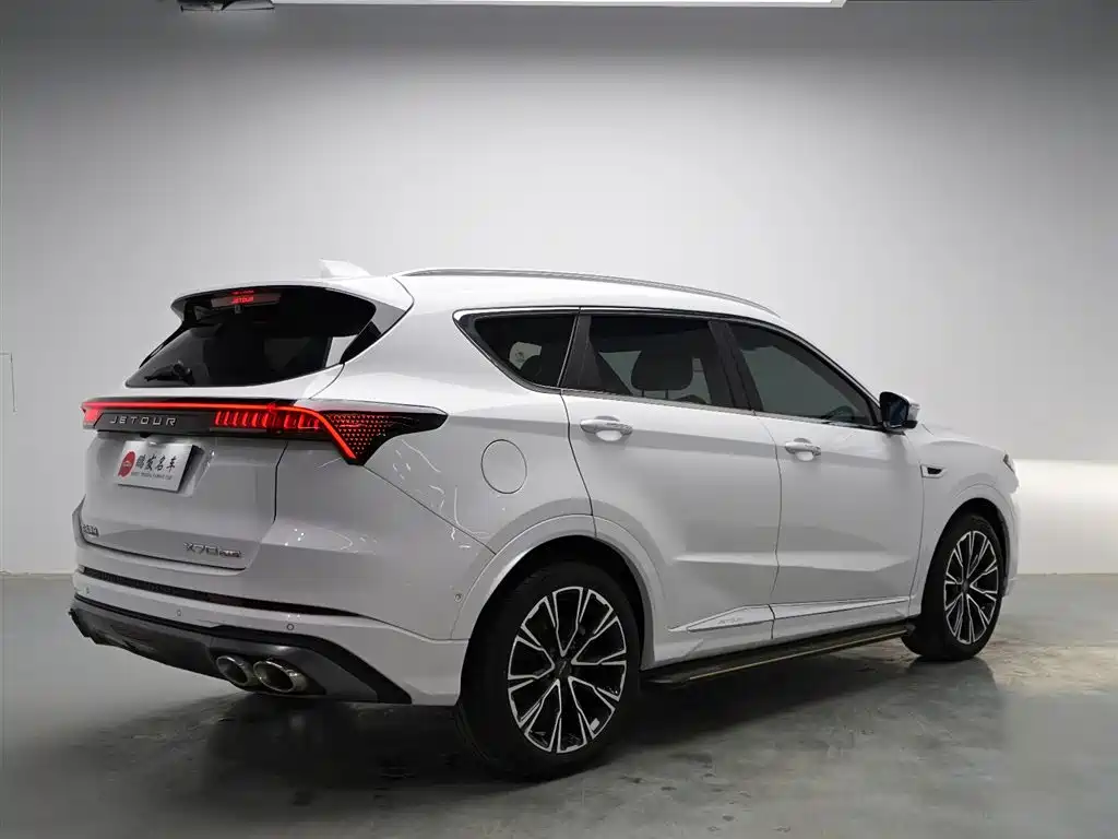 Jetour X70 PLUS 2022 — фото 18
