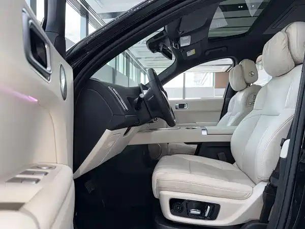 Li Auto L8 2023