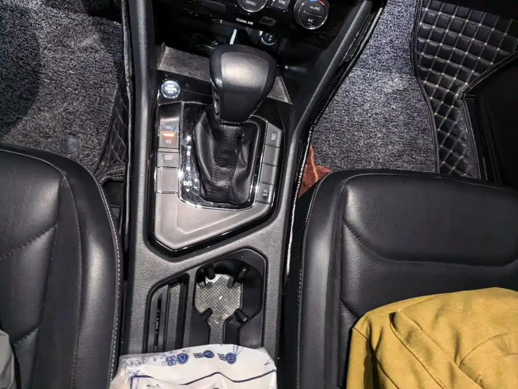 Volkswagen Tiguan L 2018 — фото 15