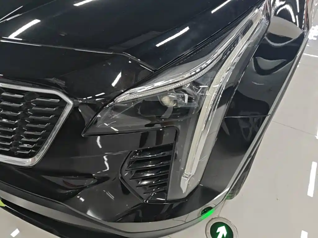 Cadillac XT4 2020 — фото 24