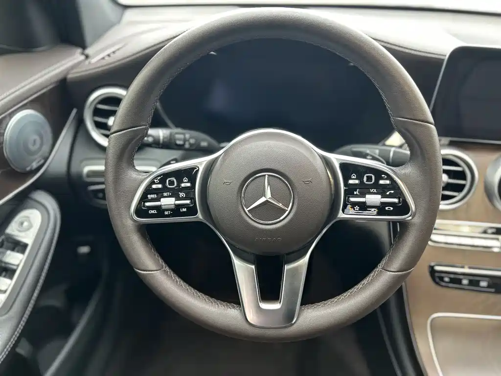 Mercedes-Benz GLC 2019 — фото 13