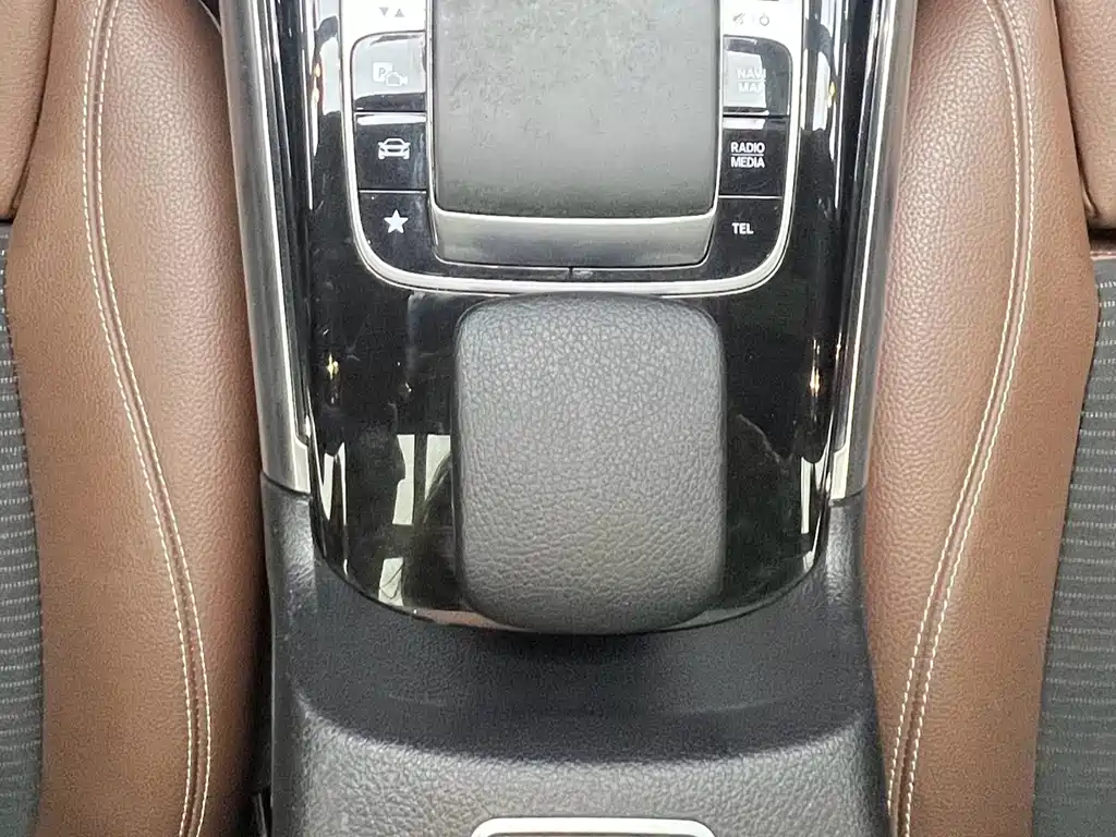 Mercedes-Benz B-Class 2020 — фото 16
