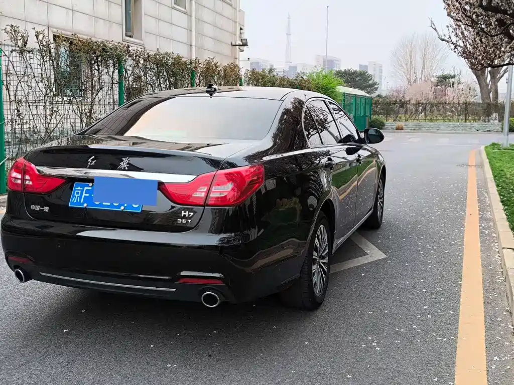 Hongqi H7 2021 — фото 4