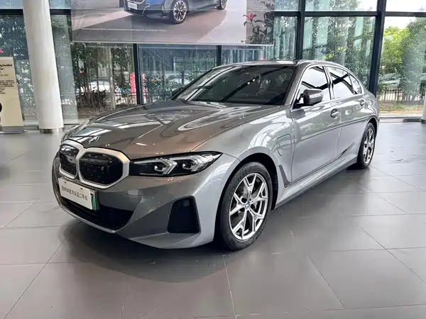 BMW i3 2022