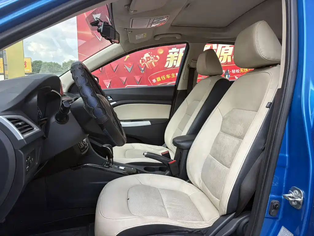 Changan Yuexiang V7 2017 — фото 4