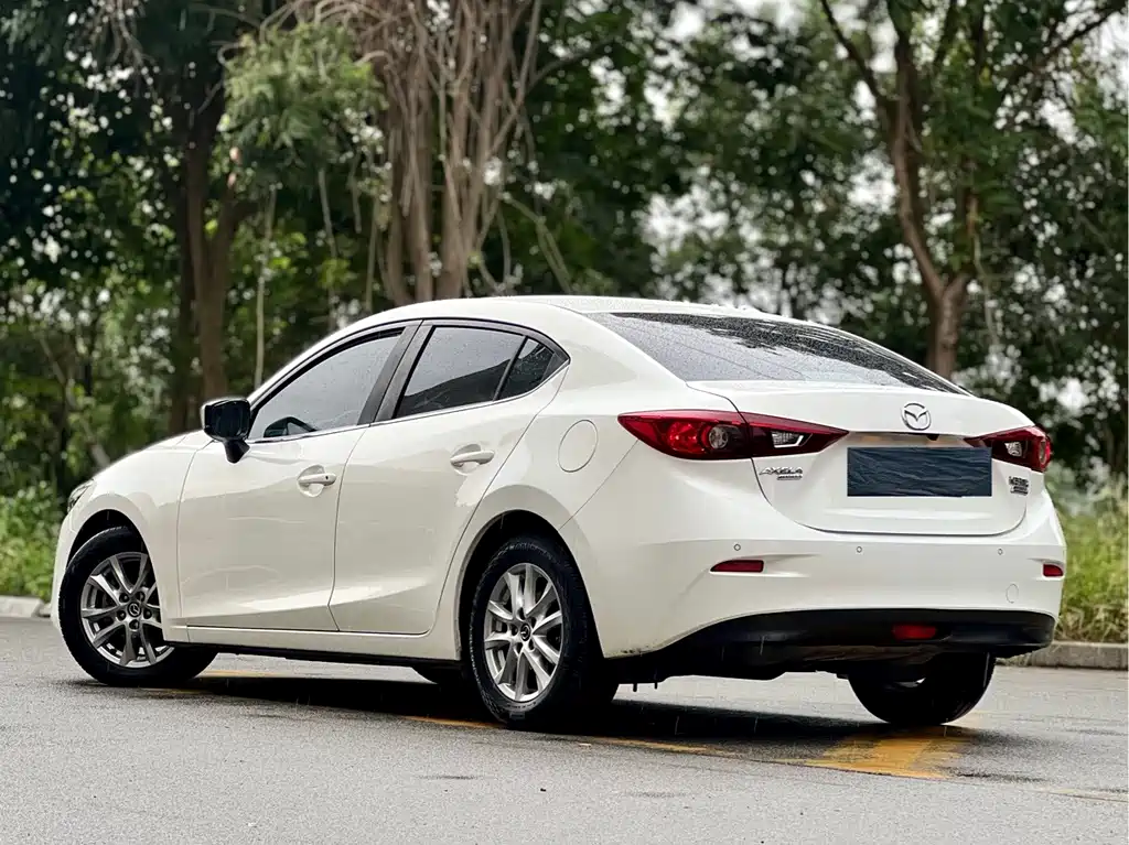 Mazda 3 Axela 2017