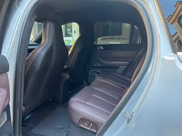 NIO EC7 2024