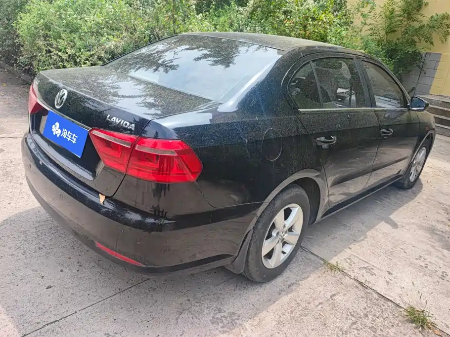 Volkswagen Lavida 2014
