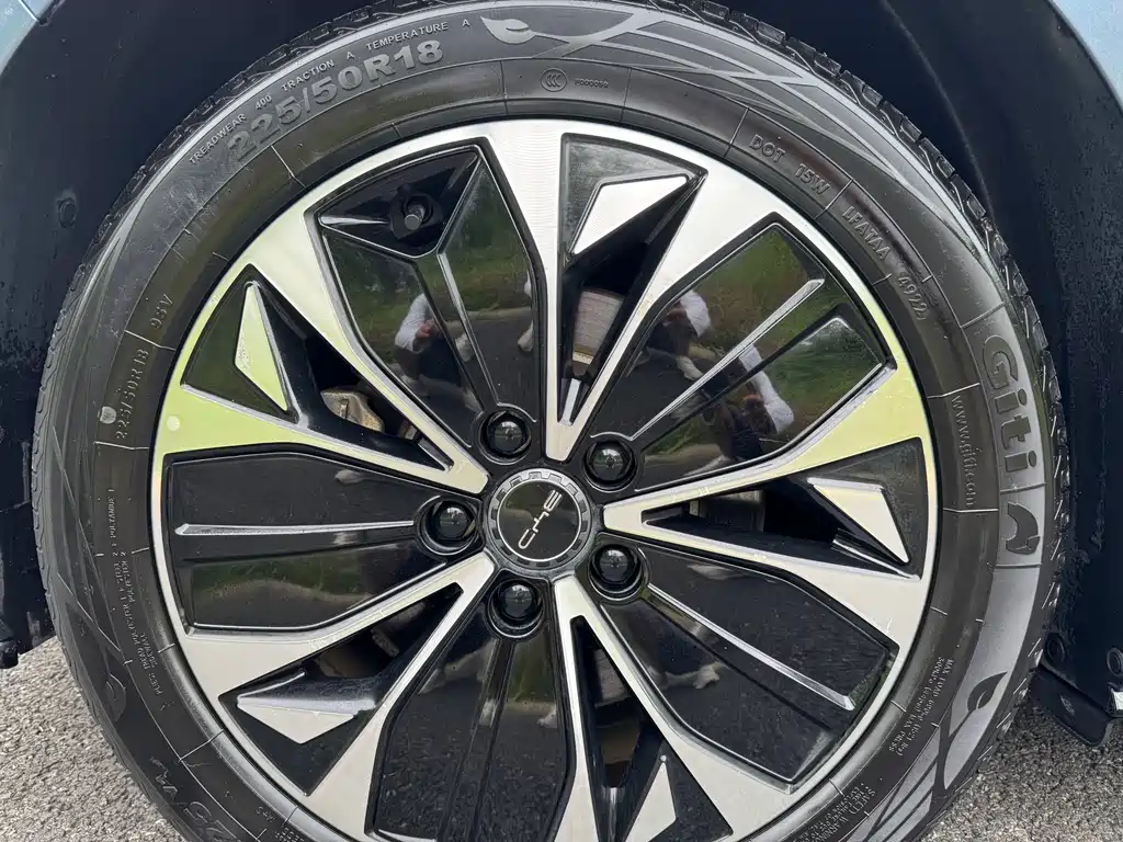 BYD Seal 2023 — фото 11