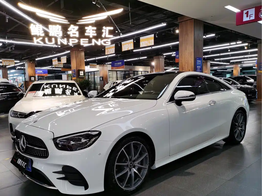Mercedes-Benz E-Class 2025