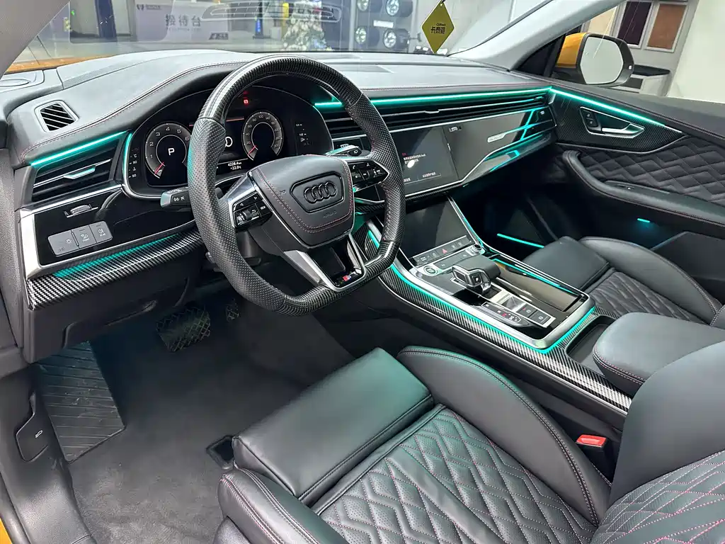Audi Q8 2025 — фото 16