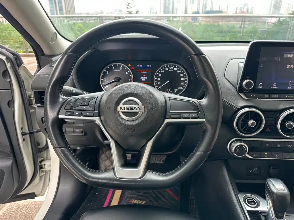 Nissan Sylphy 2020 — фото 17