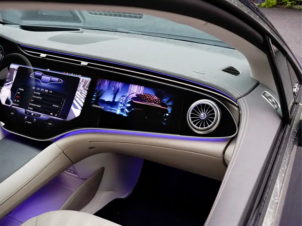 Mercedes-Benz EQS 2022 — фото 15