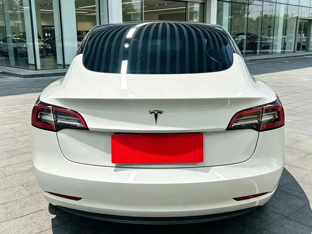 Tesla Model 3 2023 — фото 5