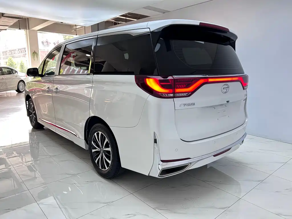 GAC Motor Trumpchi M8 2023 — фото 2