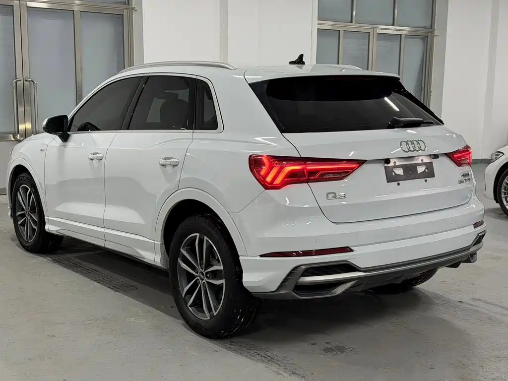 Audi Q3 2022