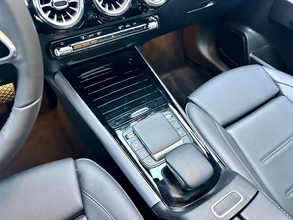 Mercedes-Benz GLA 2023 — фото 18