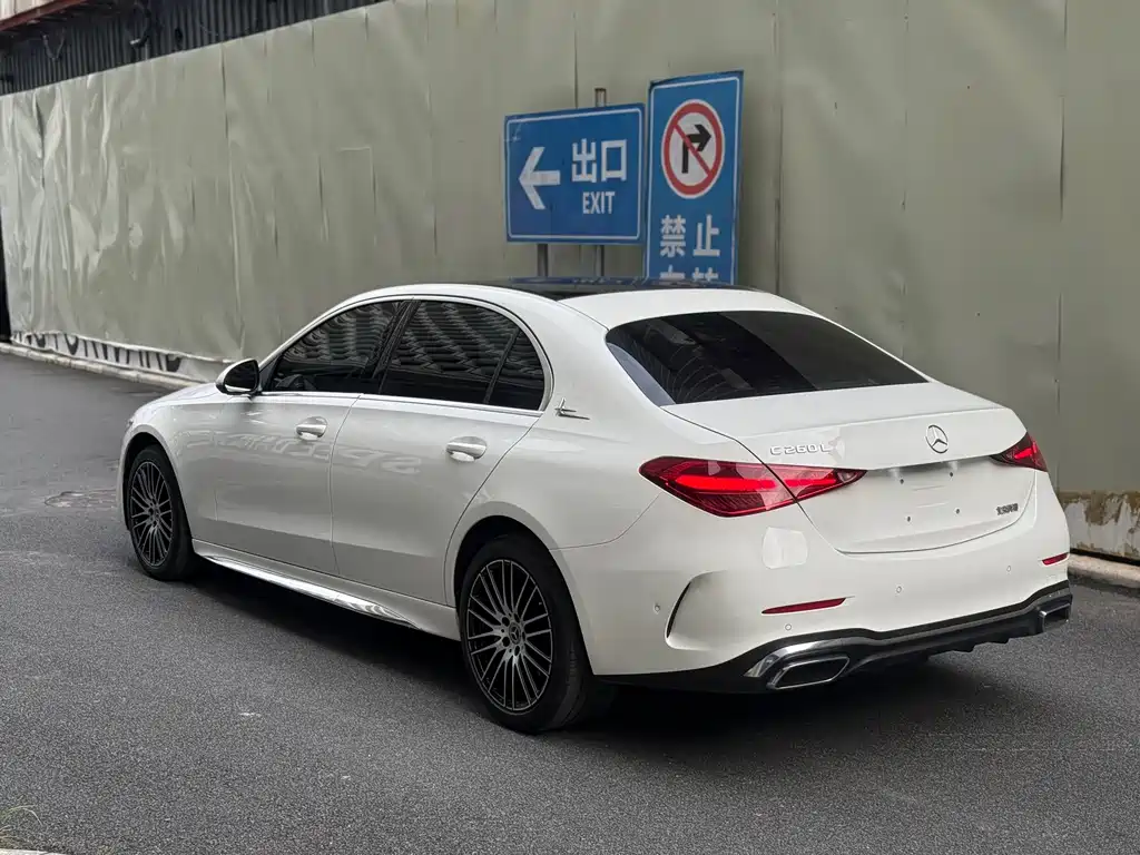 Mercedes-Benz C-Class 2022 — фото 9