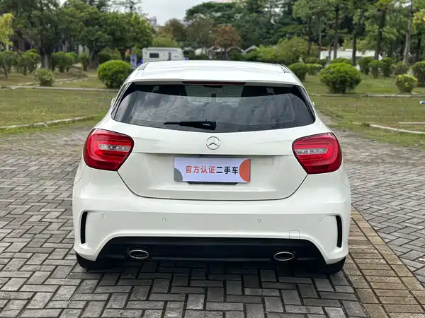 Mercedes-Benz A-Class 2015