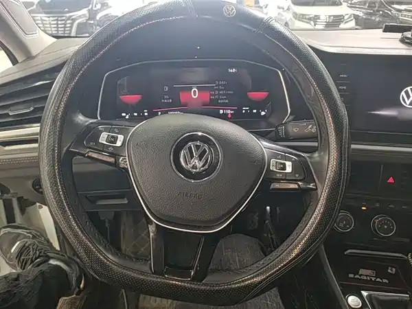 Volkswagen Sagitar 2021