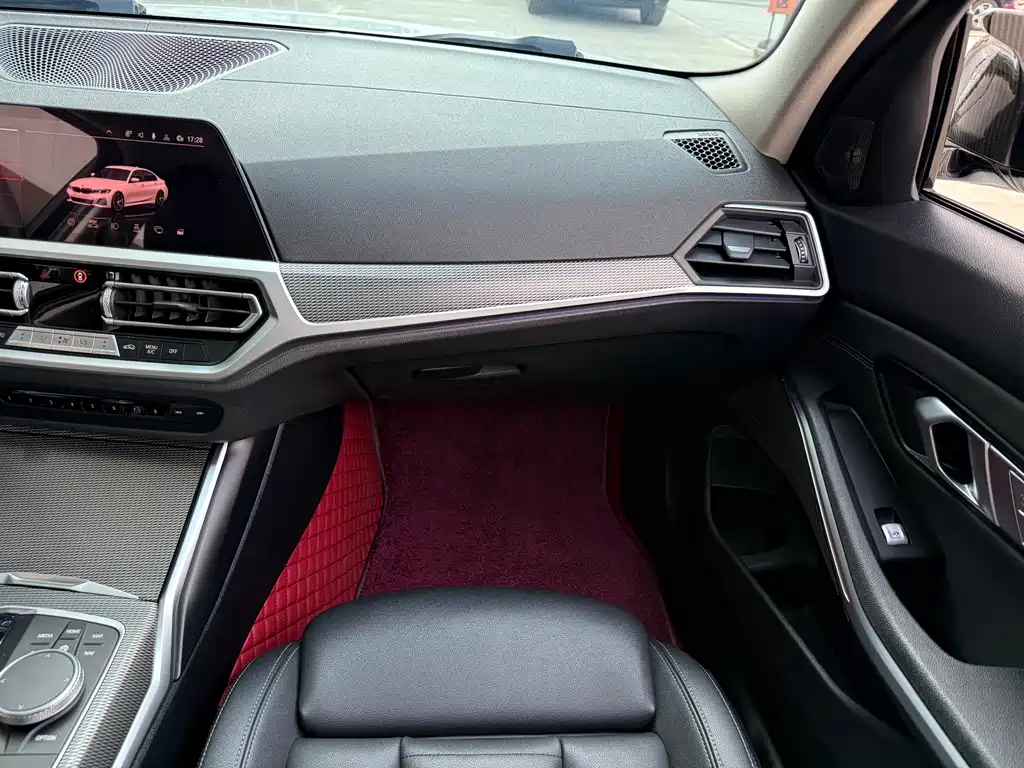 BMW 3 Series 2021 — фото 11
